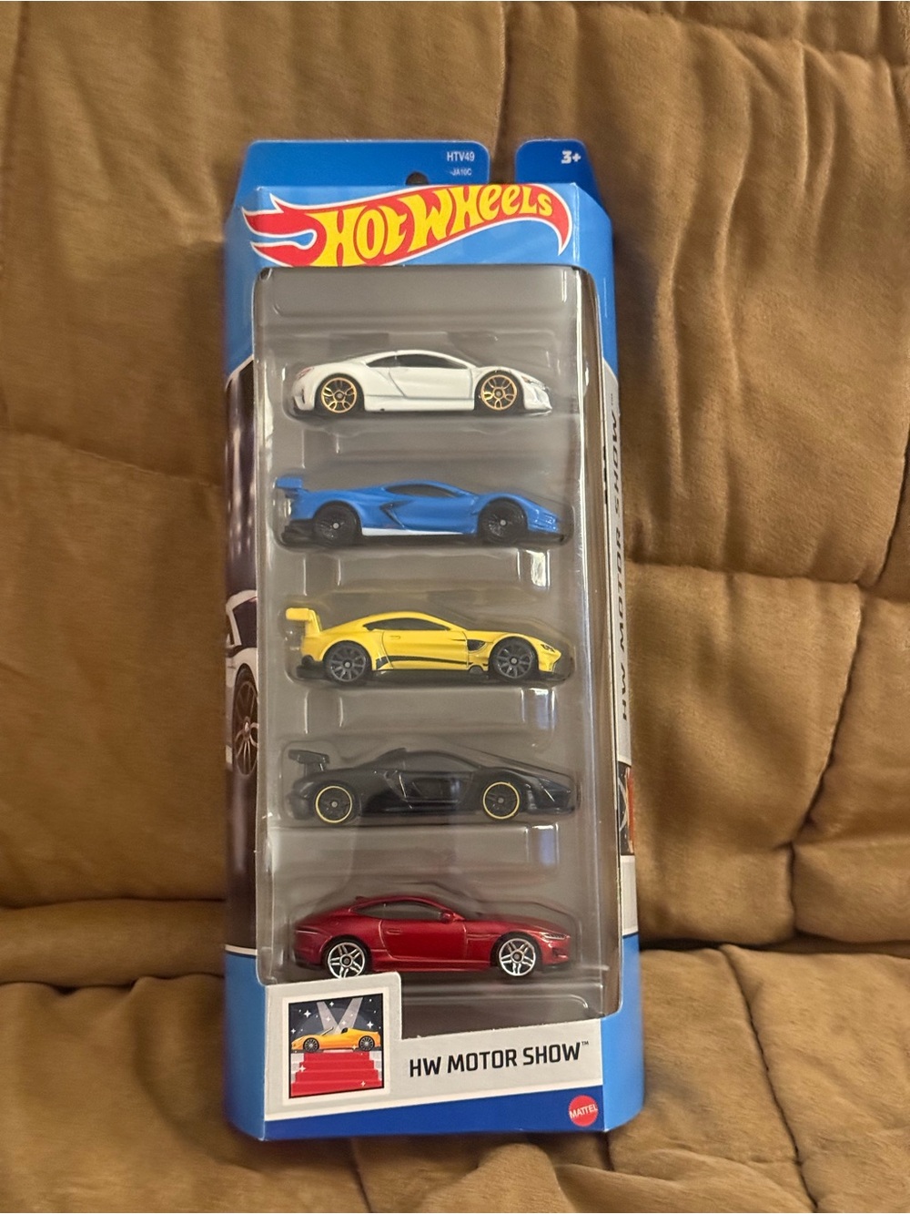 Hot Wheels HW Motor Show 5-Pack Toy Cars - White, Blue, Yellow, Black, Red